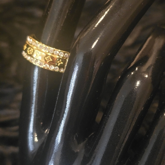LV 18kgp Gold and Silver Intricate Ring - Picture 5 of 7